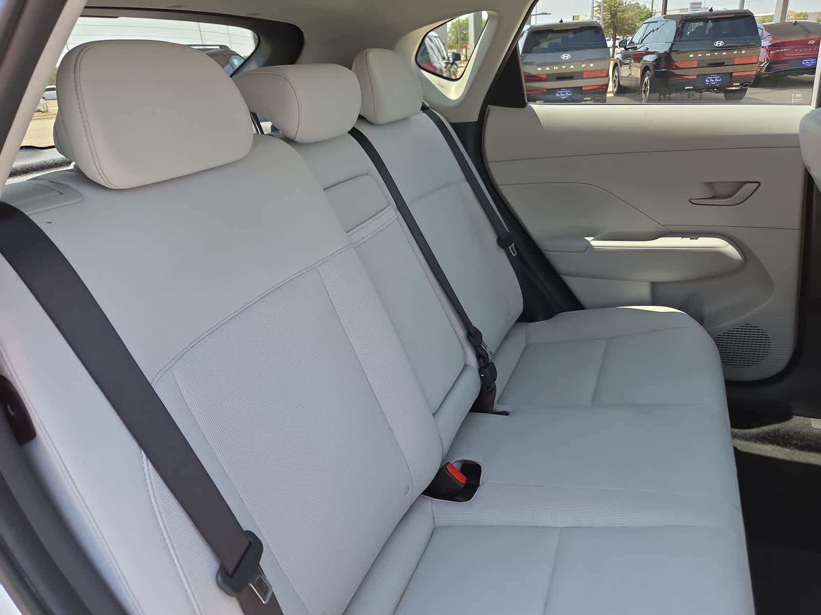 2025 Hyundai KONA SEL
