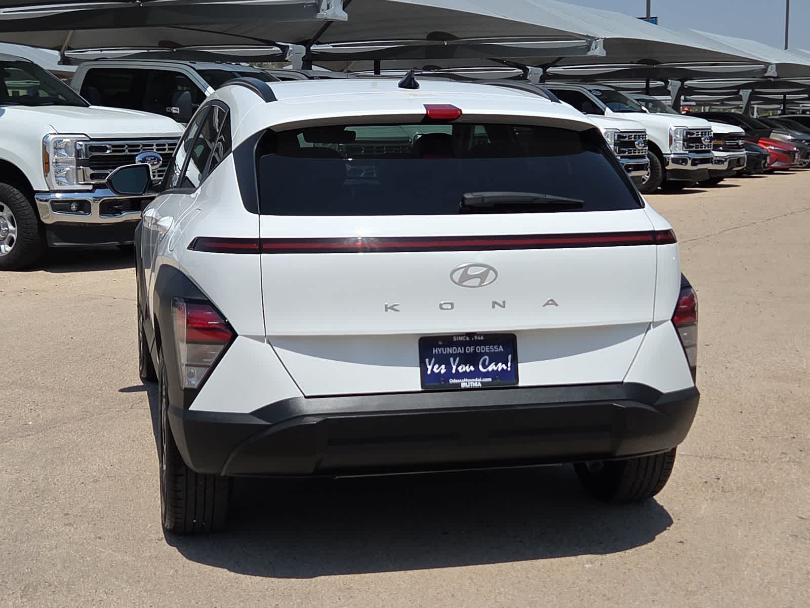 2025 Hyundai KONA SEL
