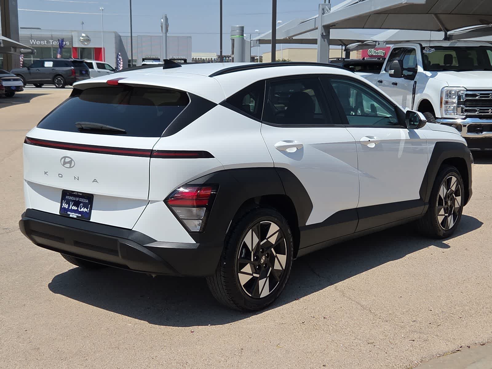 2025 Hyundai KONA SEL