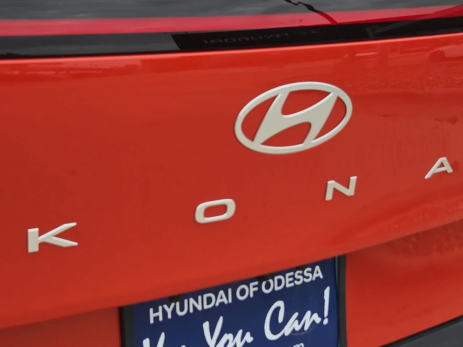 2024 Hyundai KONA SEL