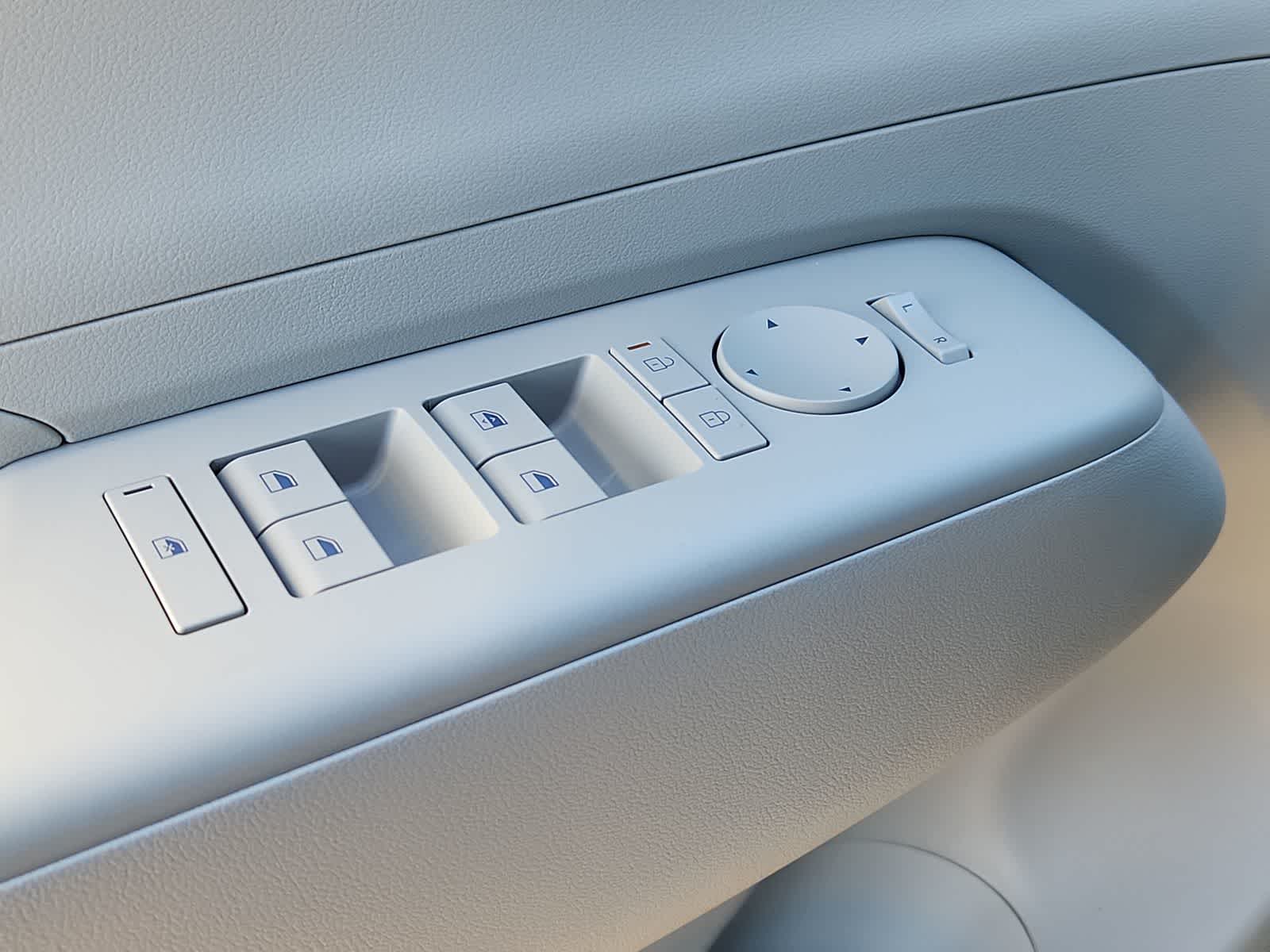 2025 Hyundai KONA ELECTRIC SEL