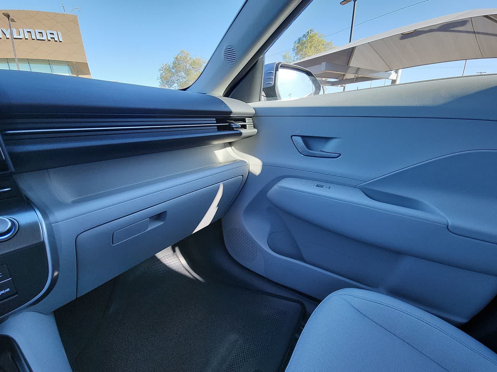 2025 Hyundai KONA ELECTRIC SEL