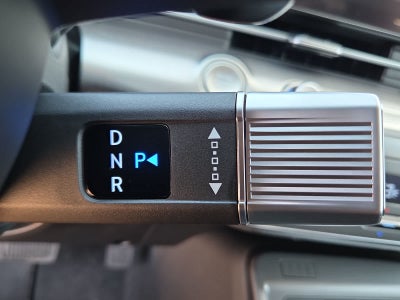 2027 Hyundai KONA SEL Premium