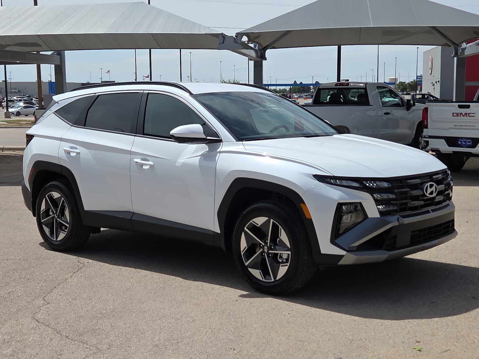 2026 Hyundai TUCSON HYBRID SEL