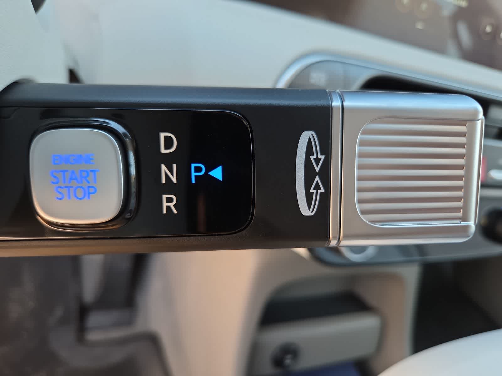 2027 Hyundai PALISADE HYBRID Blue SEL 7P