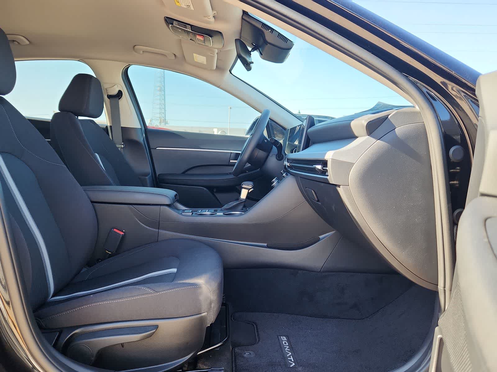 2025 Hyundai SONATA SE