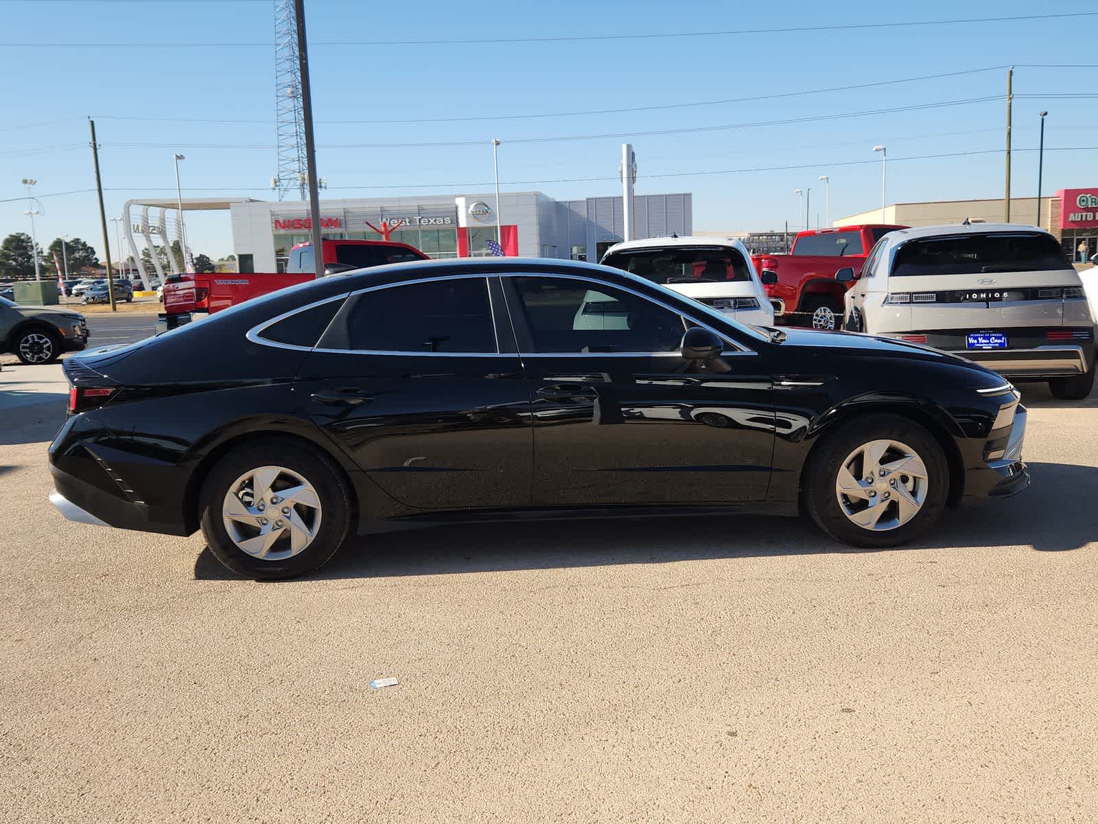 2025 Hyundai SONATA SE