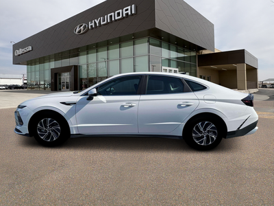 2026 Hyundai SONATA HYBRID Blue