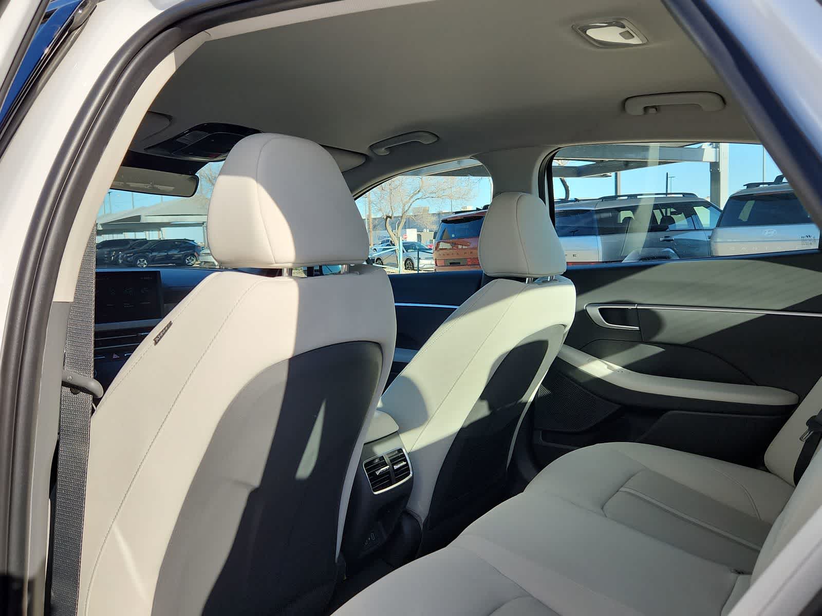 2025 Hyundai SONATA HYBRID SEL