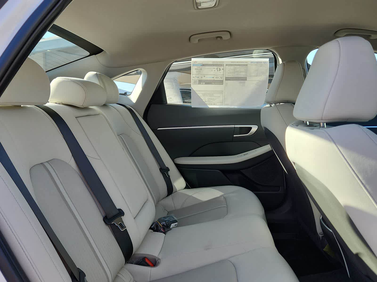 2025 Hyundai SONATA HYBRID SEL