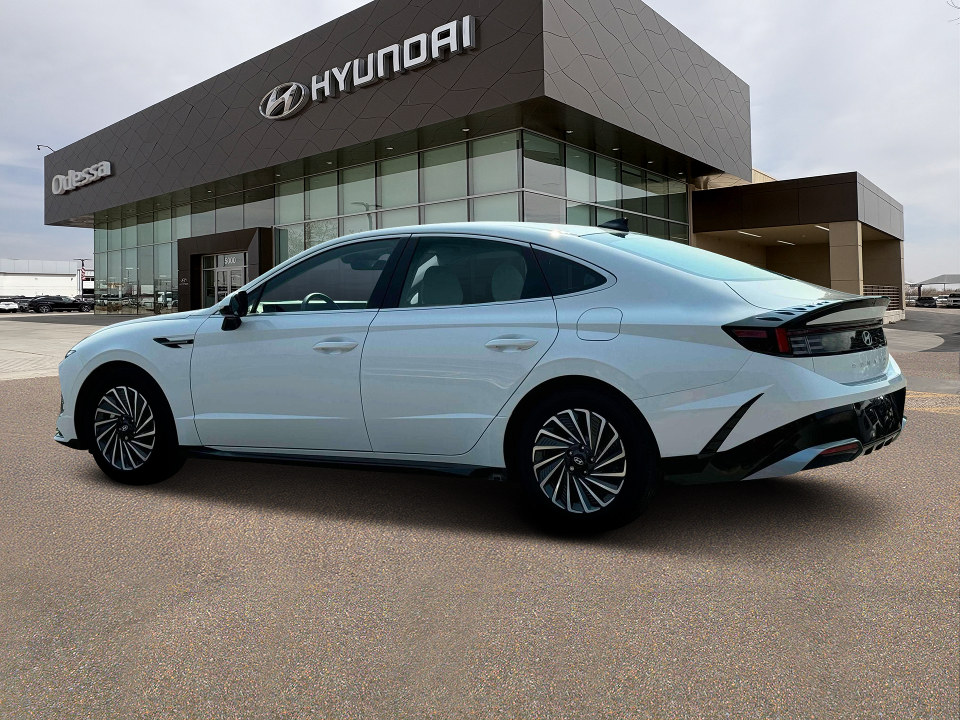2025 Hyundai SONATA HYBRID SEL