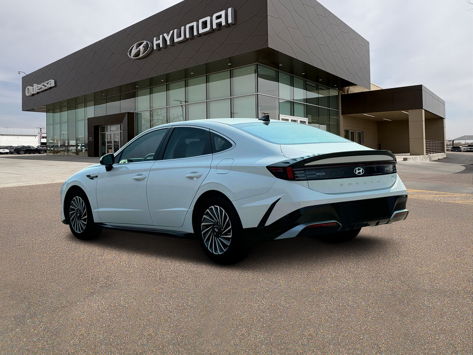 2025 Hyundai SONATA HYBRID SEL