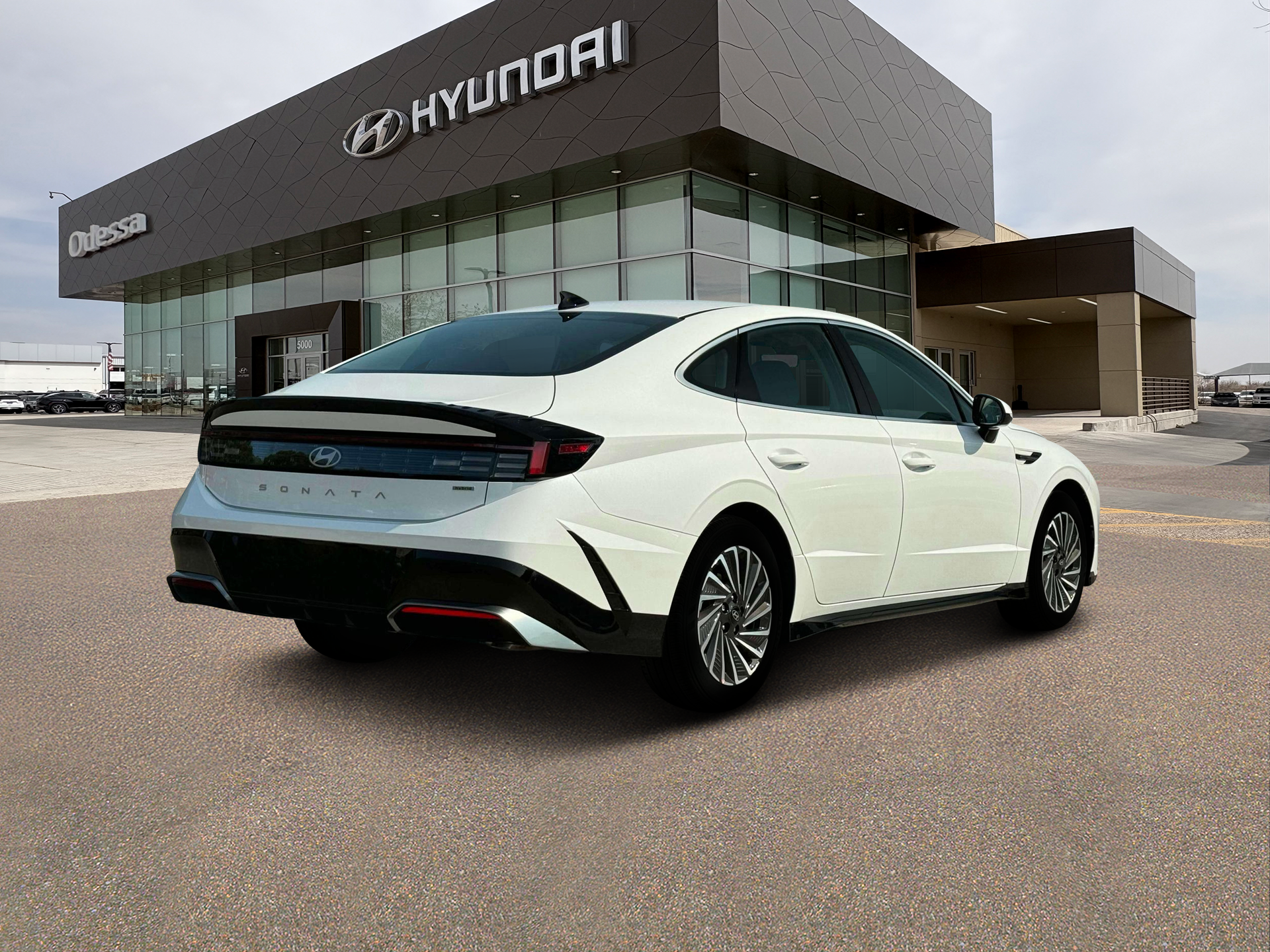 2025 Hyundai SONATA HYBRID SEL