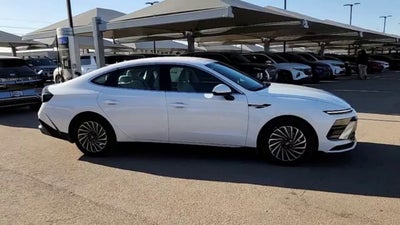2025 Hyundai SONATA HYBRID SEL