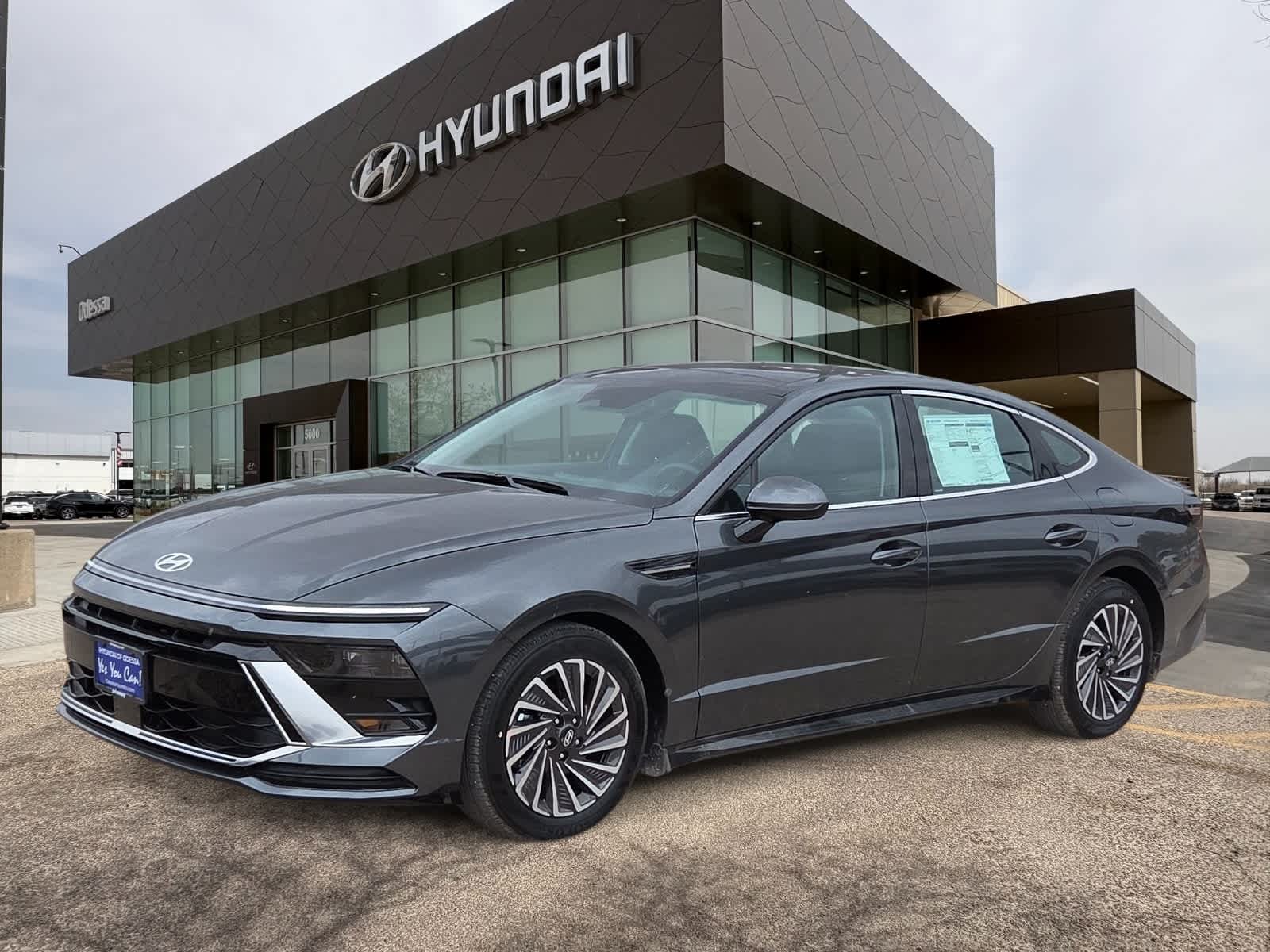 2026 Hyundai SONATA HYBRID SEL