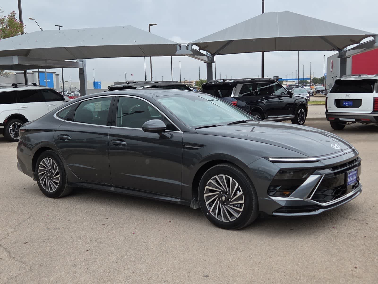 2026 Hyundai SONATA HYBRID SEL