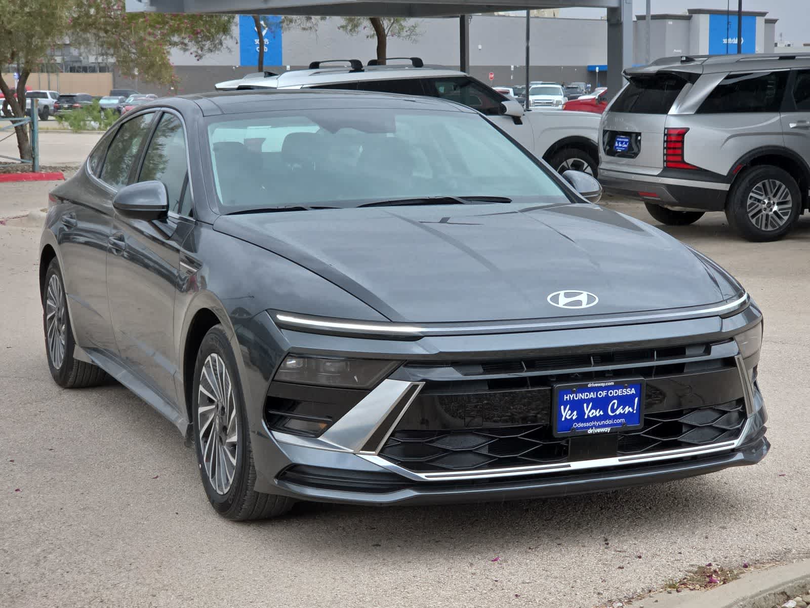 2026 Hyundai SONATA HYBRID SEL