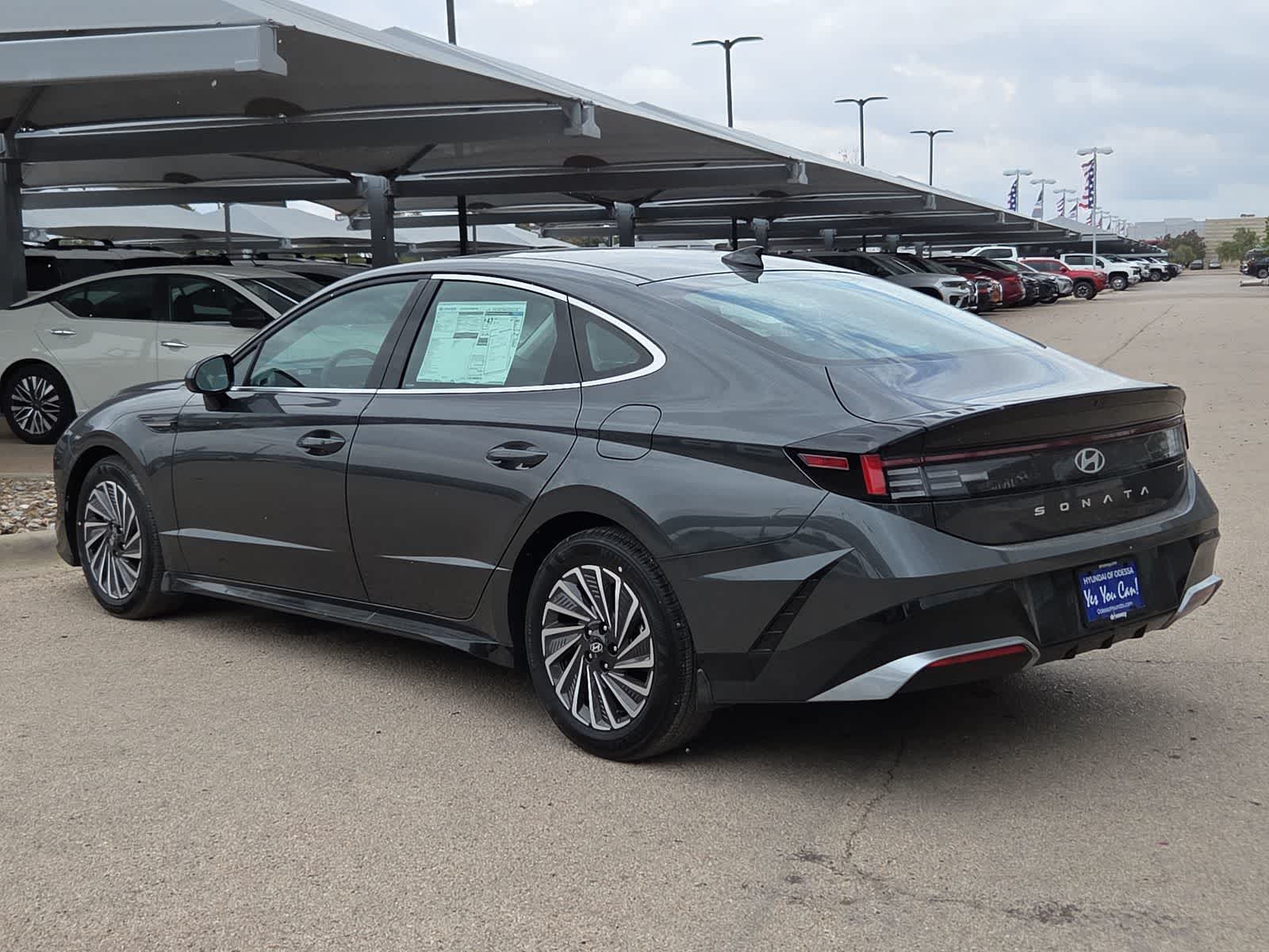 2026 Hyundai SONATA HYBRID SEL