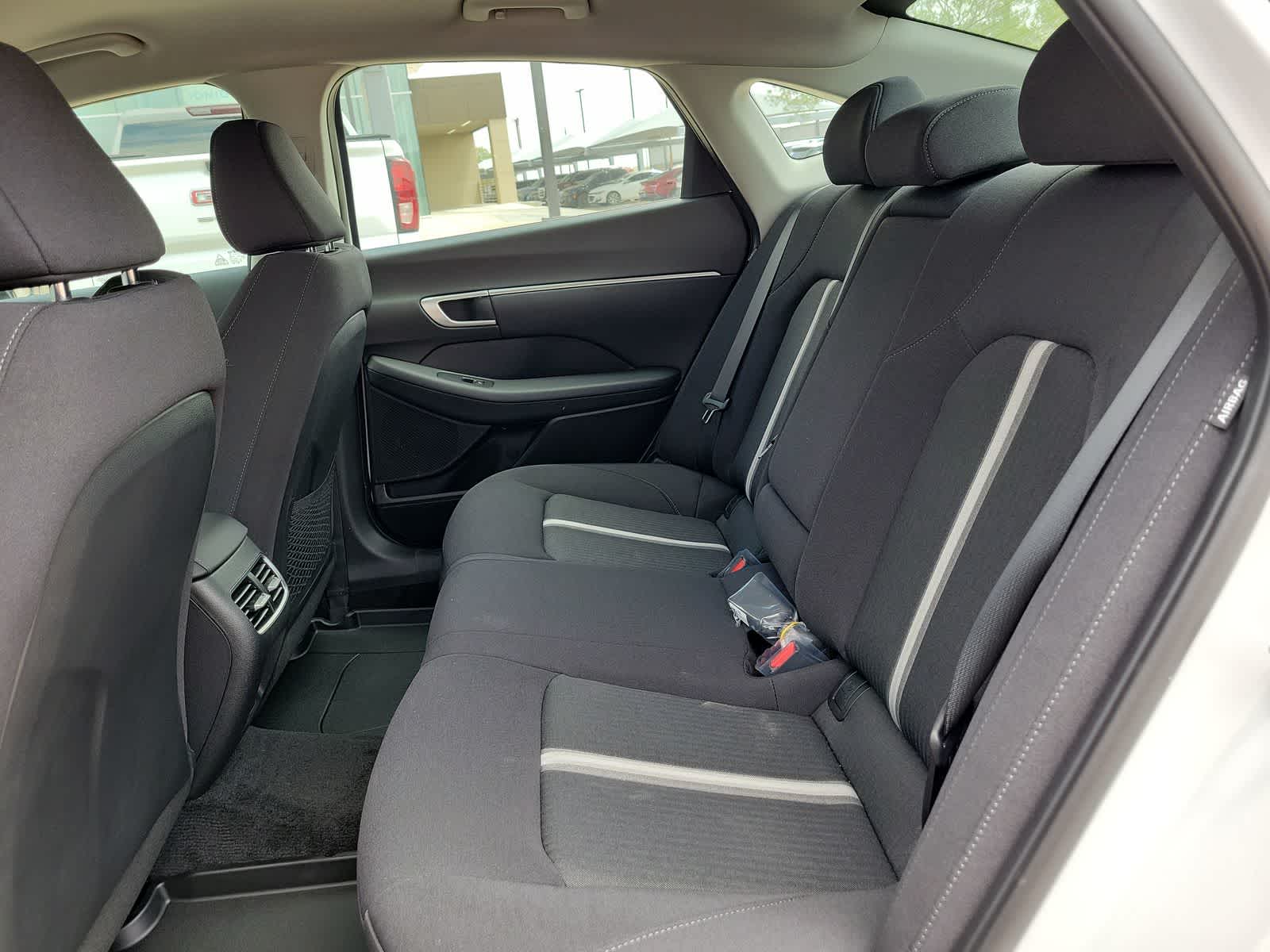 2025 Hyundai SONATA HYBRID SEL