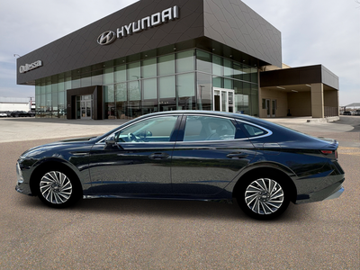 2026 Hyundai SONATA HYBRID SEL