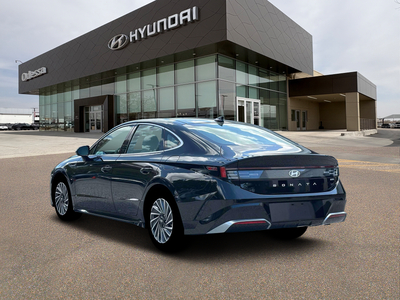 2026 Hyundai SONATA HYBRID SEL