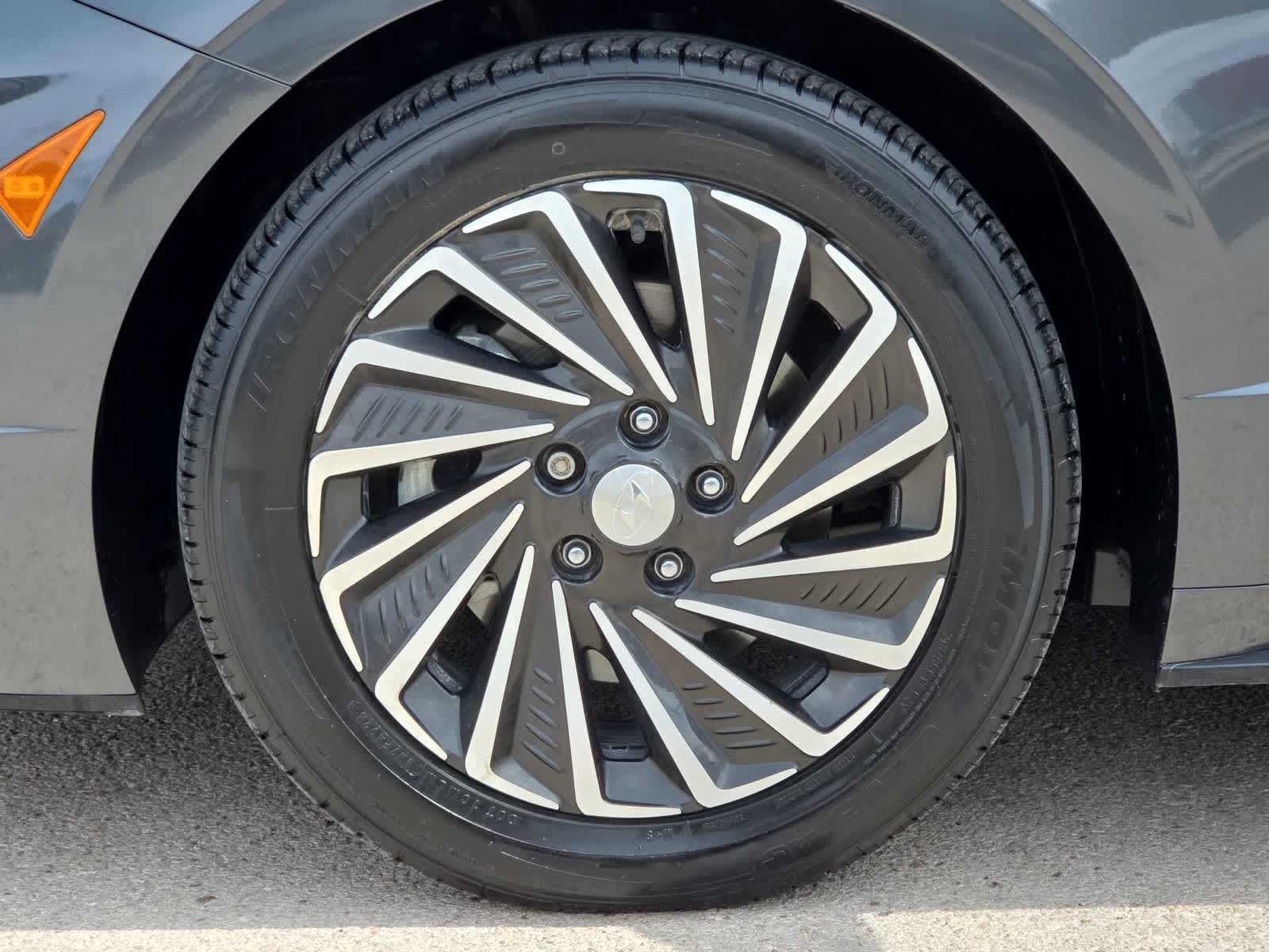 2023 Hyundai SONATA HYBRID SEL