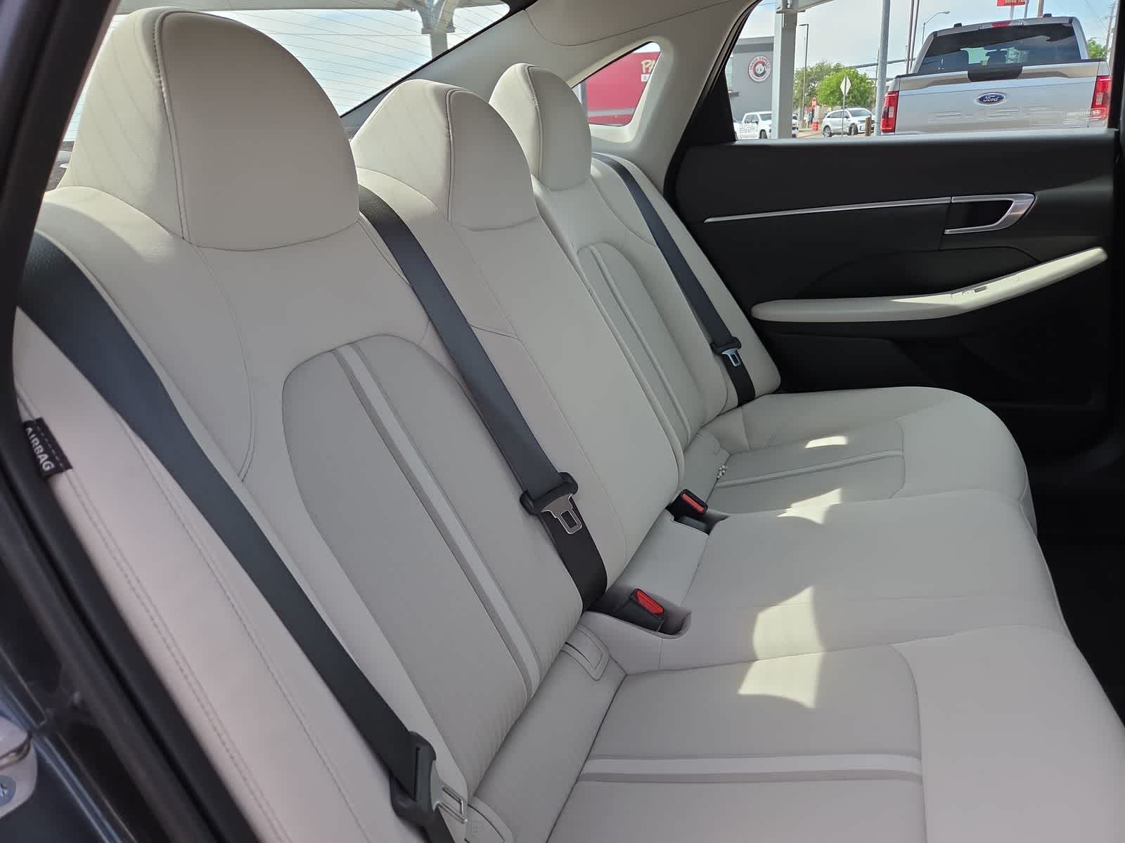 2023 Hyundai SONATA HYBRID SEL