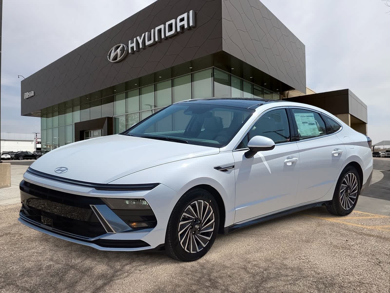 2026 Hyundai SONATA HYBRID SEL