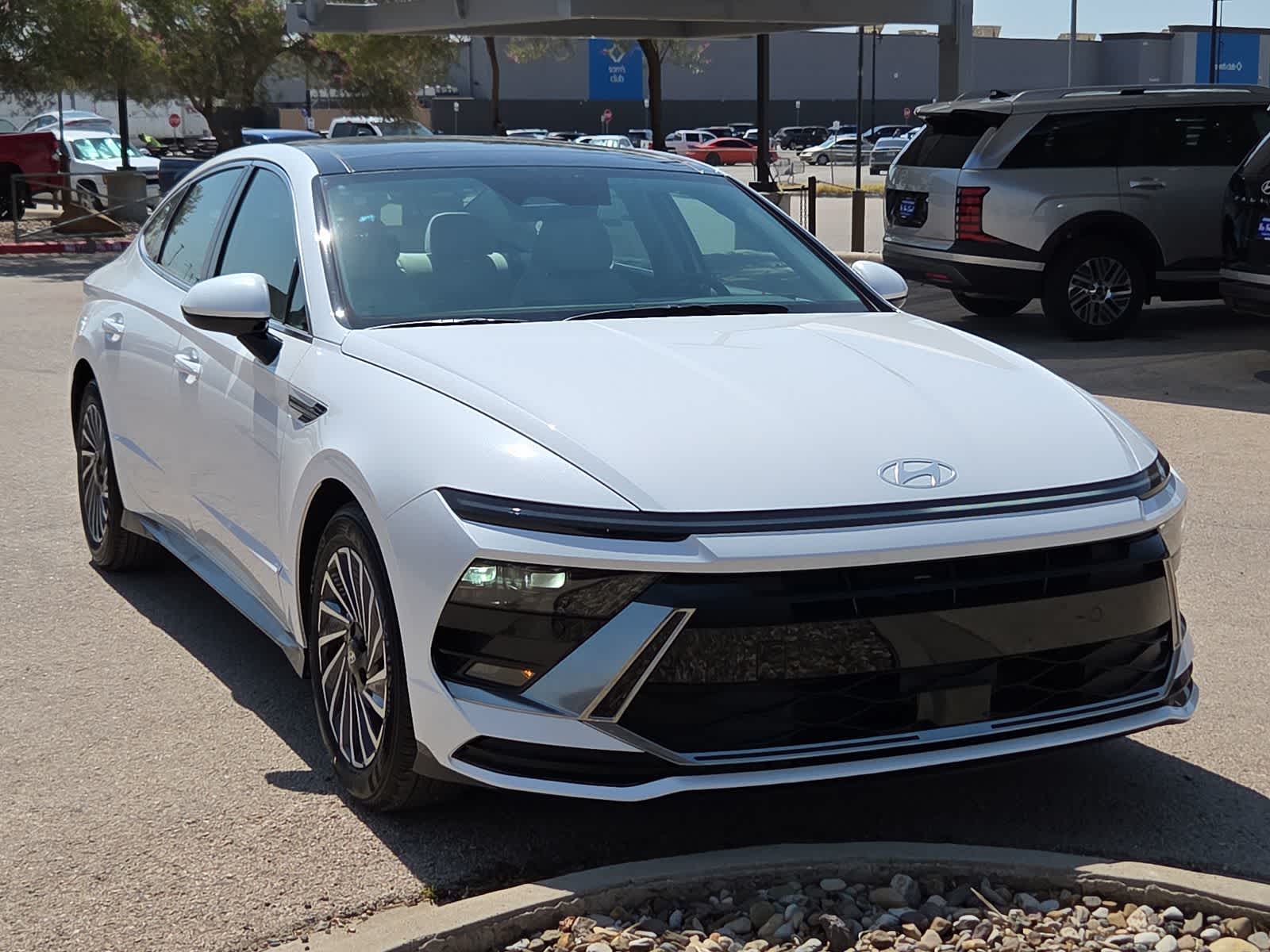 2026 Hyundai SONATA HYBRID SEL