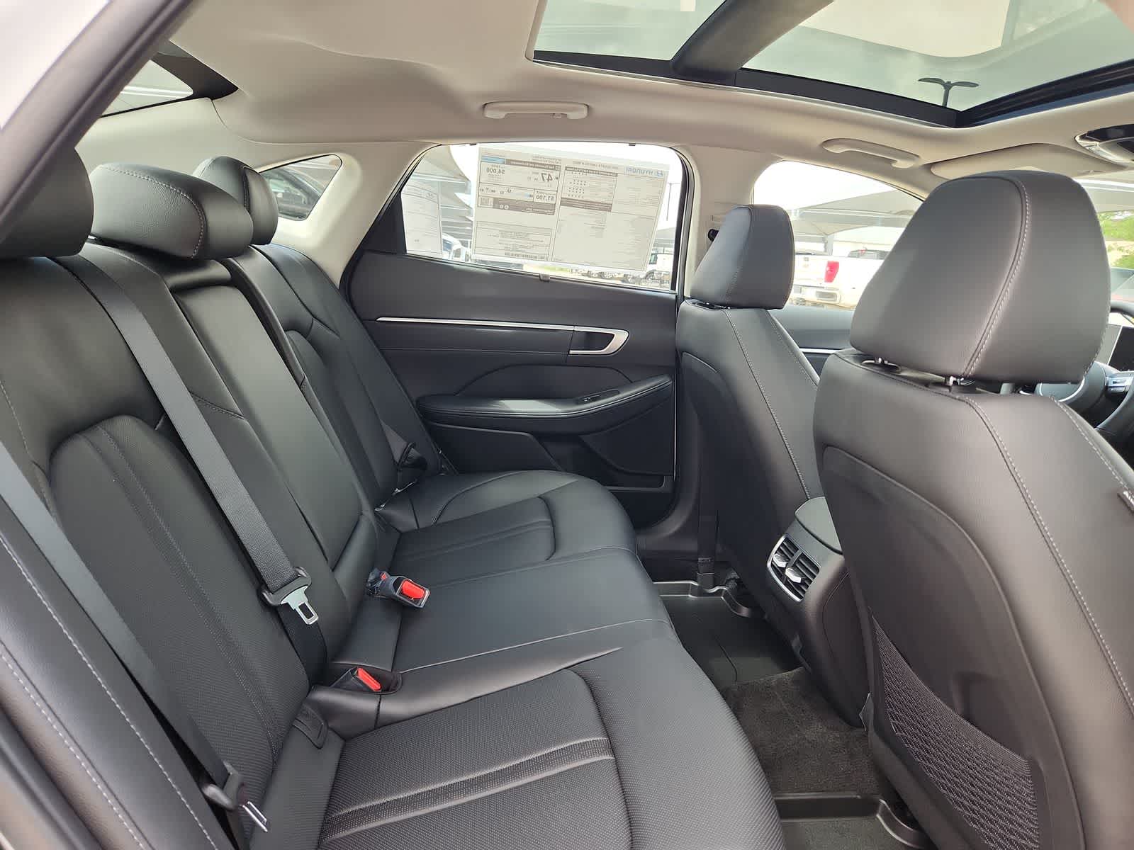 2025 Hyundai SONATA HYBRID Limited