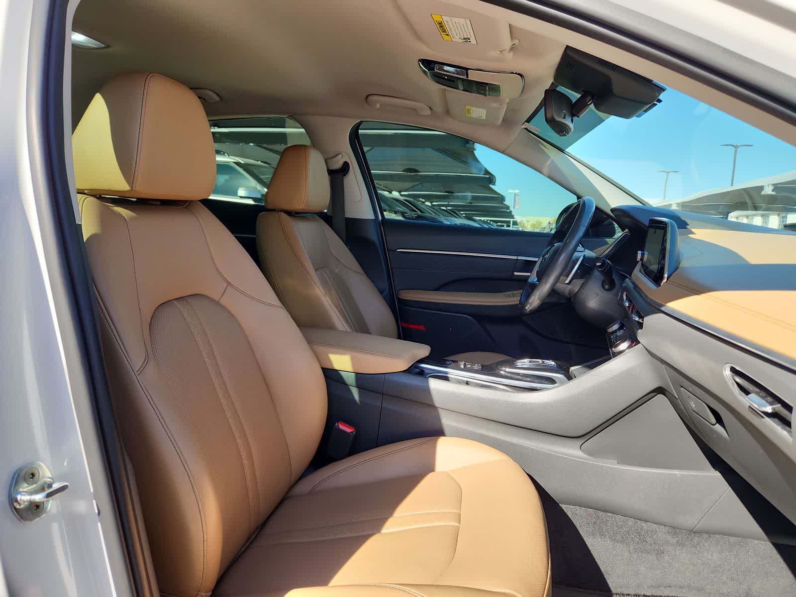 2022 Hyundai SONATA HYBRID Limited