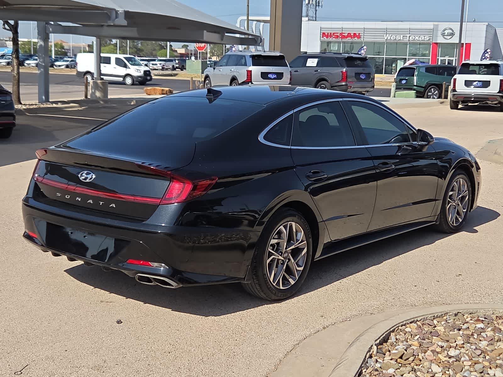 2022 Hyundai SONATA SEL