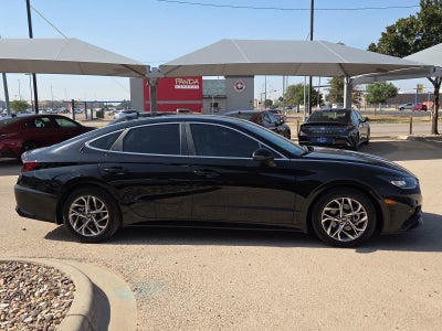 2022 Hyundai SONATA SEL