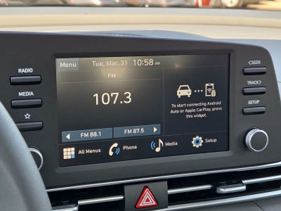 2026 Hyundai ELANTRA SE