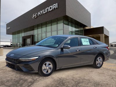 2026 Hyundai ELANTRA SE
