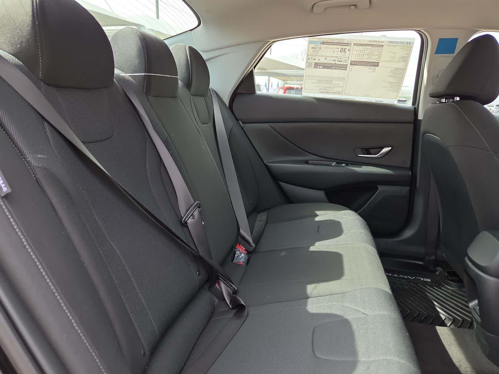 2026 Hyundai ELANTRA SE