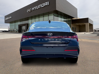 2026 Hyundai ELANTRA SE