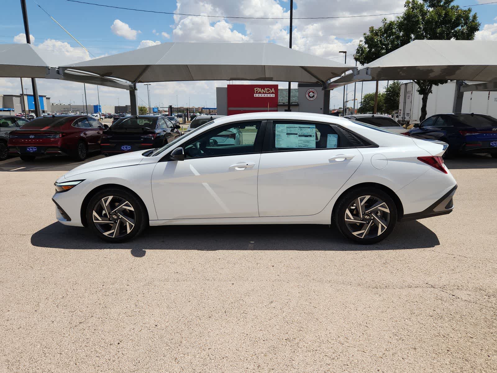 2025 Hyundai ELANTRA SEL Sport