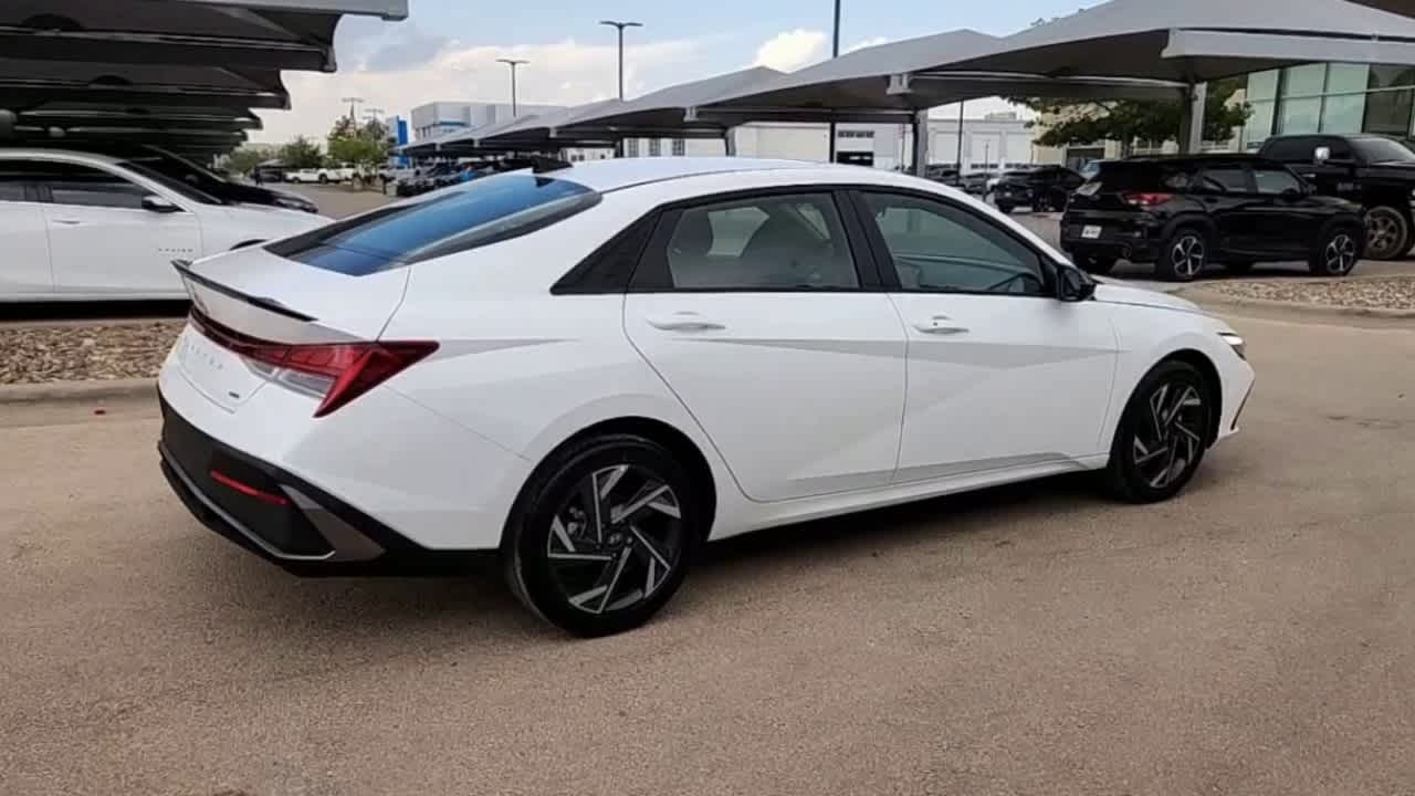 2025 Hyundai ELANTRA HYBRID SEL Sport