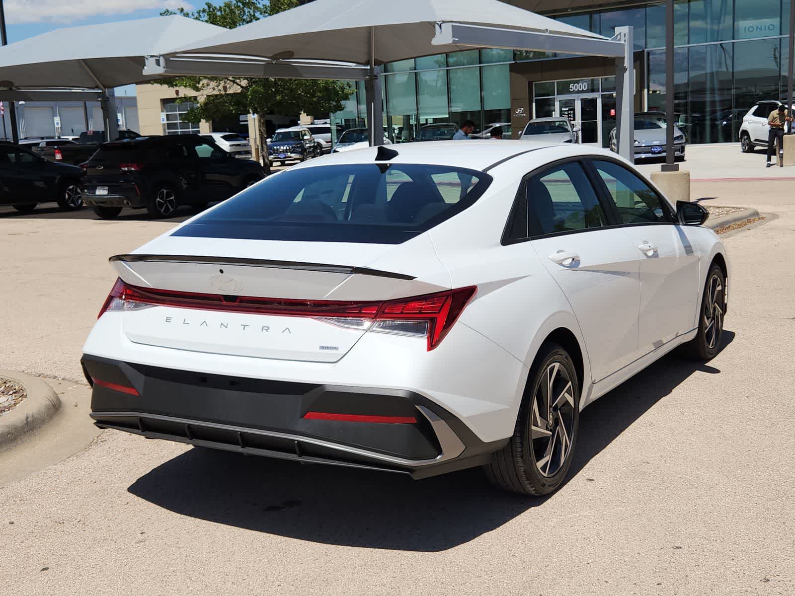 2025 Hyundai ELANTRA HYBRID SEL Sport