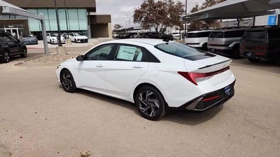 2025 Hyundai ELANTRA HYBRID SEL Sport