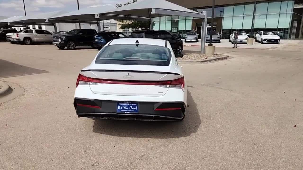 2025 Hyundai ELANTRA HYBRID SEL Sport