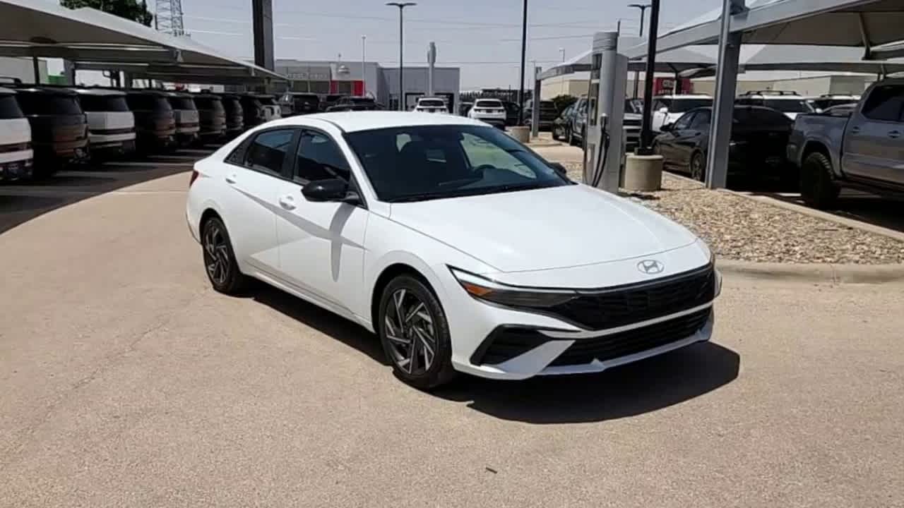 2025 Hyundai ELANTRA HYBRID SEL Sport