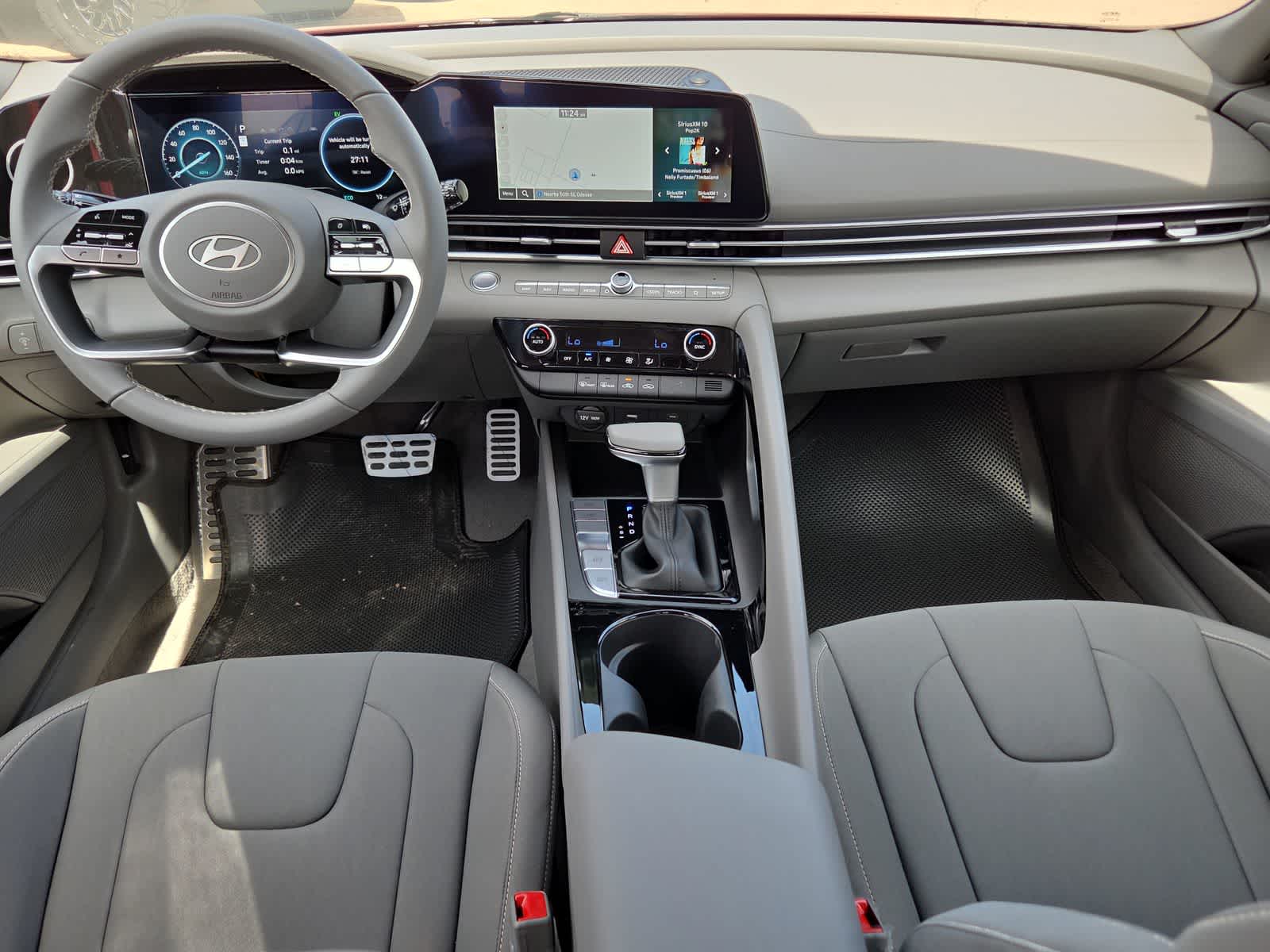 2025 Hyundai ELANTRA HYBRID SEL Sport