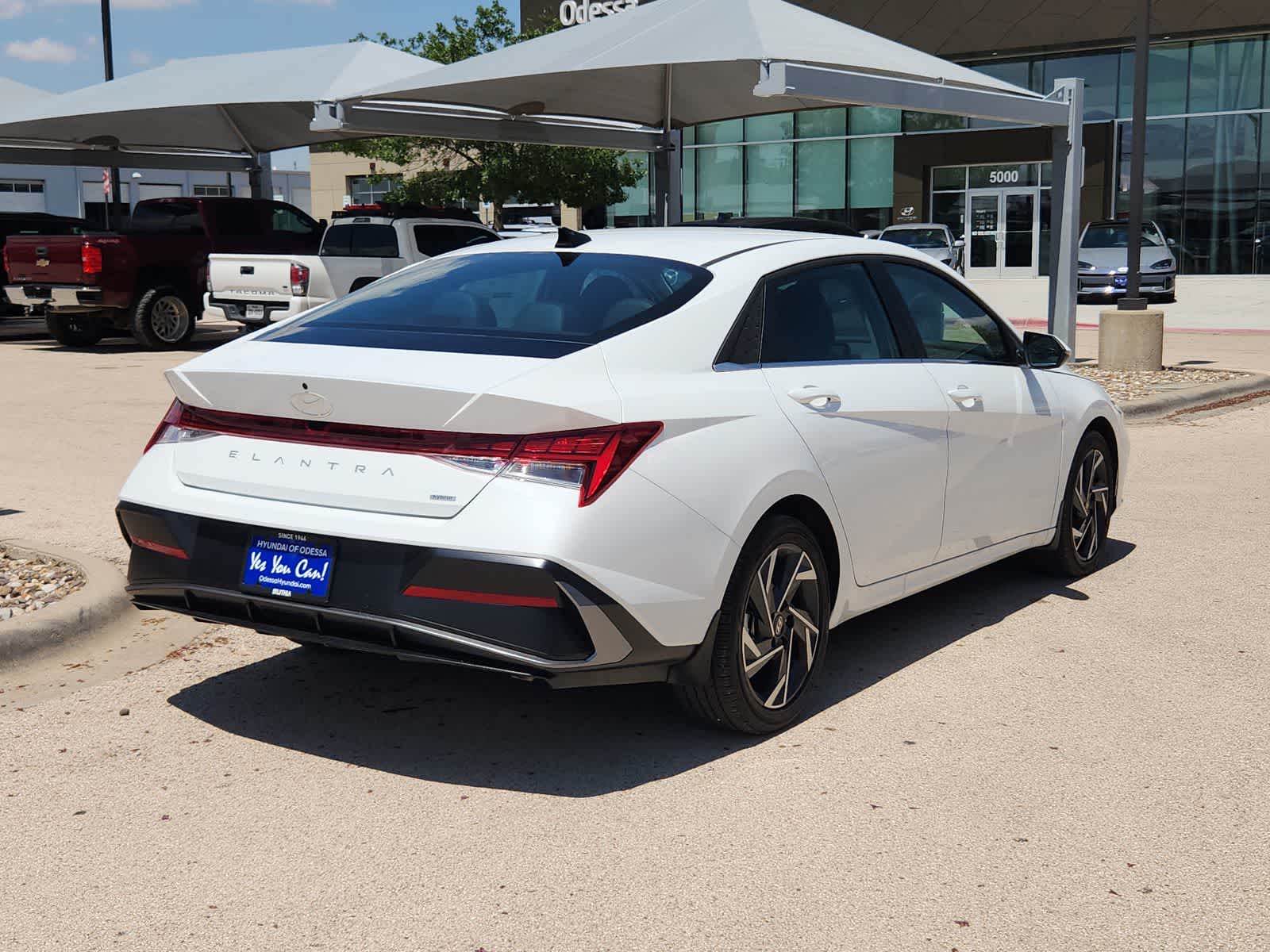 2025 Hyundai ELANTRA HYBRID Limited