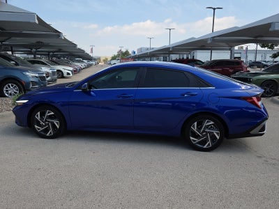 2025 Hyundai ELANTRA Limited