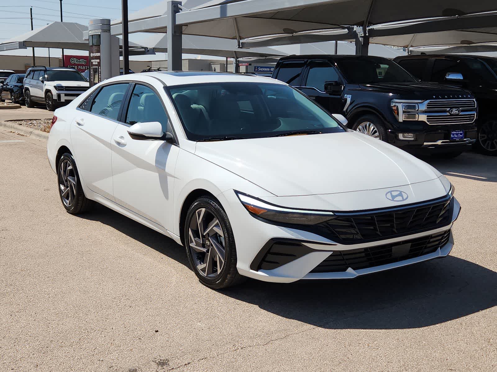 2025 Hyundai ELANTRA Limited