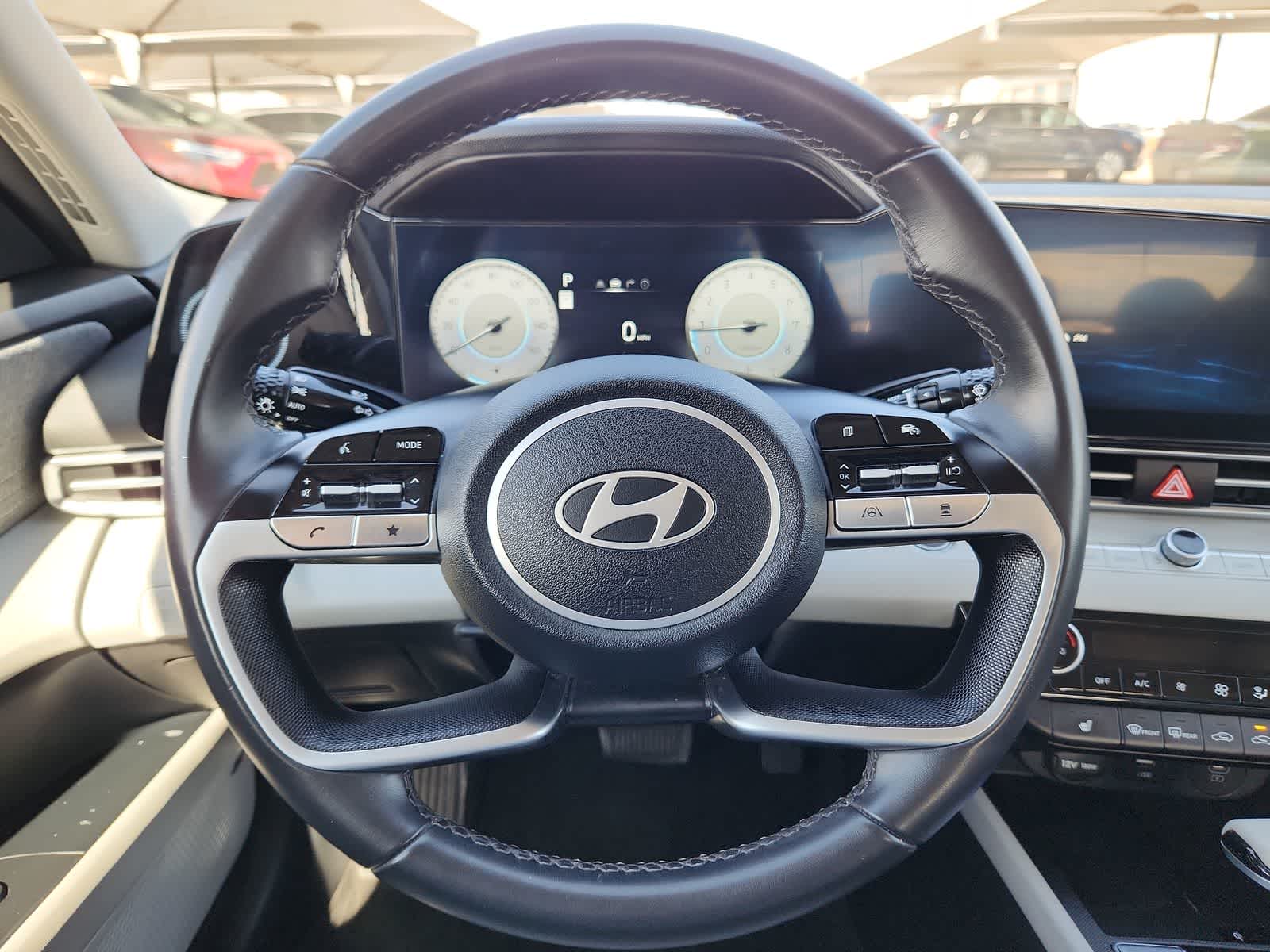 2024 Hyundai ELANTRA Limited