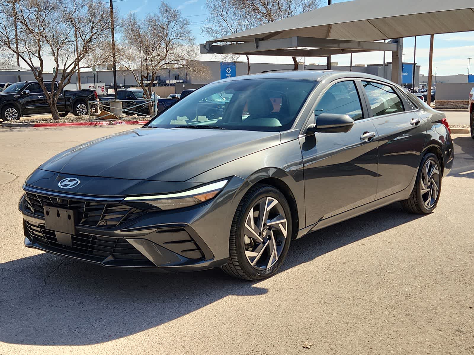 2024 Hyundai ELANTRA Limited