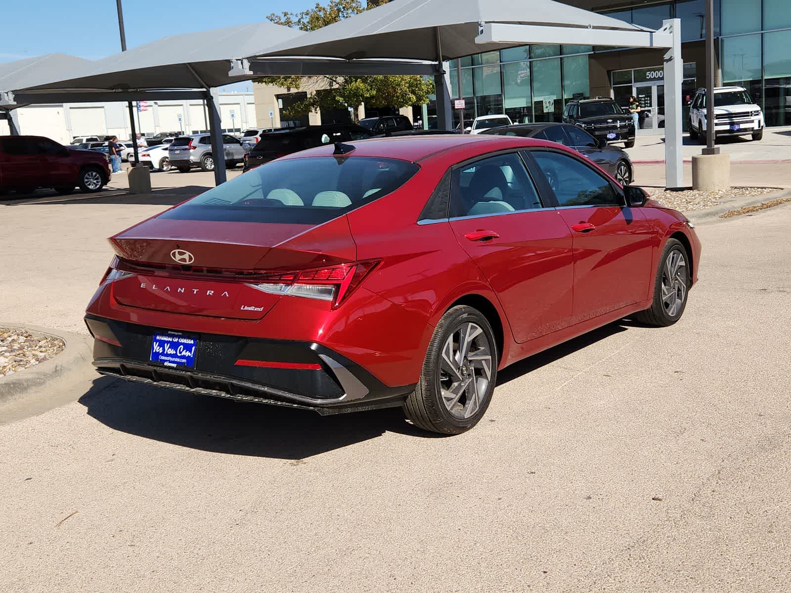 2025 Hyundai ELANTRA Limited